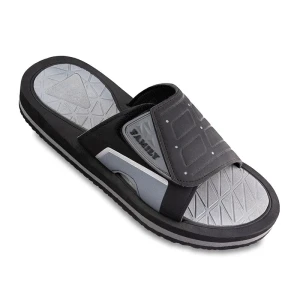 دمپایی فرهاد آریا فامیلی