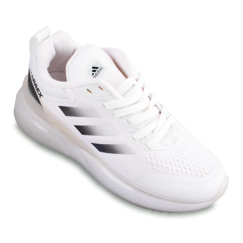 کھیل جوتے کواستر کویر