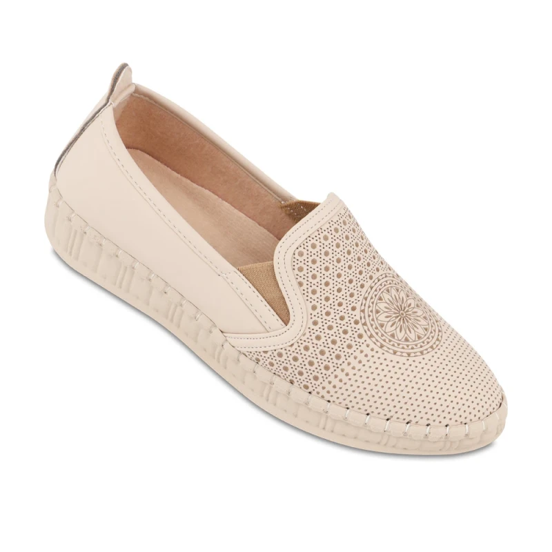 اسپرت کالج حکاکی های مد رنگبندی کرم