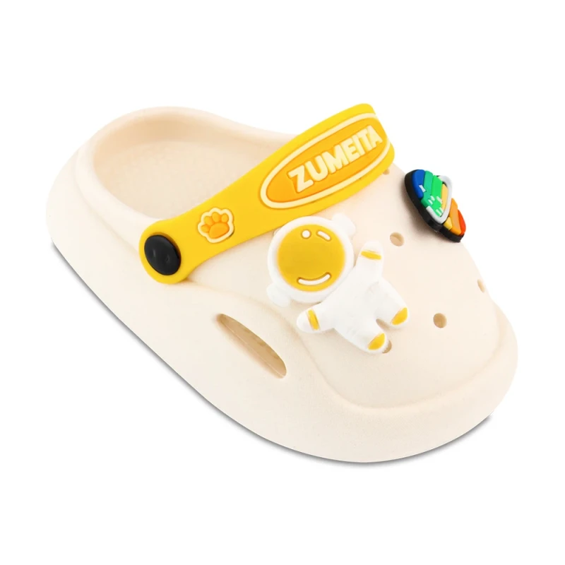 Slipper Crunchy Fazaee Nasrin Plast colors Cream